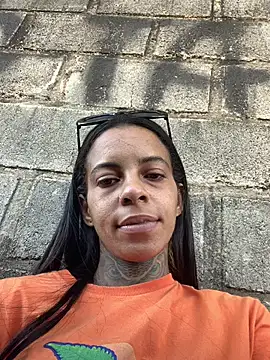 Snapshot of casalshowtime2 chatting on 03-10-26, 07:40 casalshowtime2 online show from 03-10-26, 07:40