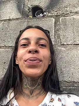 Snapshot of casalshowtime2 chatting on 03-24-26, 08:20 casalshowtime2 online show from 03-24-26, 08:20