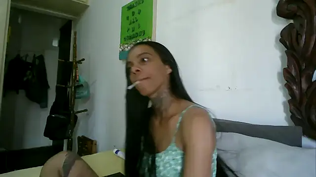 Snapshot of casalshowtime2 chatting on 02-08-26, 04:05 casalshowtime2 online show from 02-08-26, 04:05