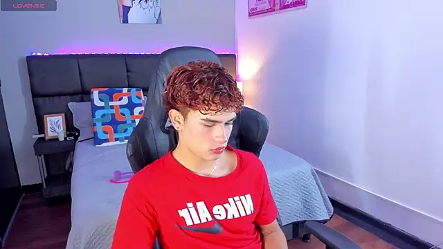 Aiiden 15 online show from 12-17-25, 12:43