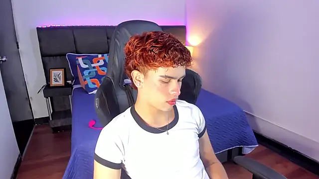 Aiiden 15 online show from 12-05-25, 12:59