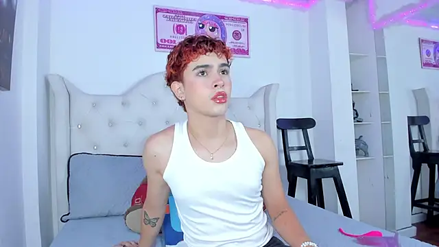 Aiiden 15 online show from 11-10-25, 06:13