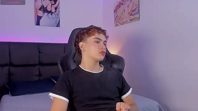 Aiiden 15 online show from 10-24-25, 12:26