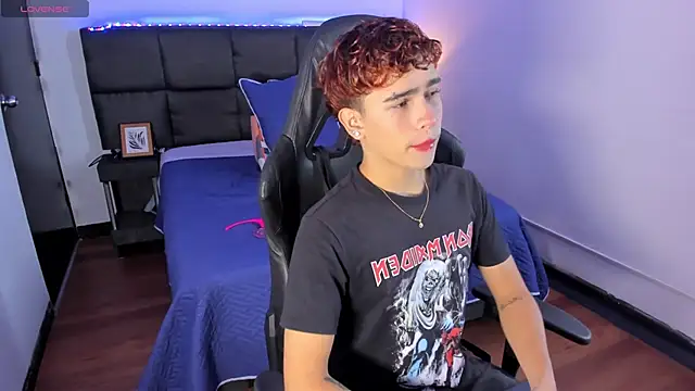 Aiiden 15 online show from 11-27-25, 12:38