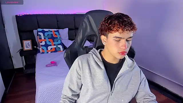 Aiiden 15 online show from 12-03-25, 12:48