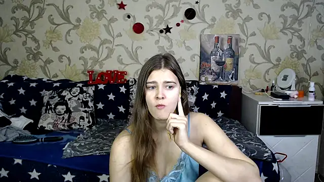 Snapshot of JennyStormy chatting on 02-19-25, 09:06 JennyStormy online show from 02-19-25, 09:06