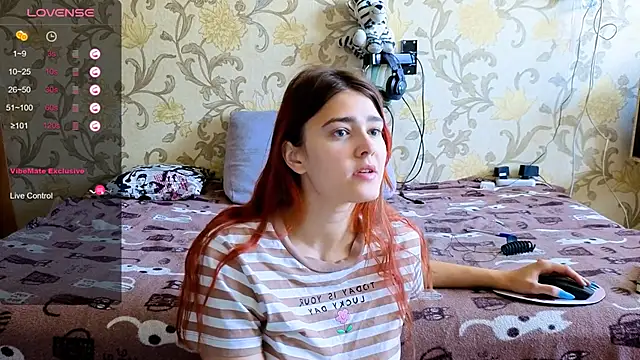 Snapshot of JennyStormy chatting on 09-13-25, 08:03 JennyStormy online show from 09-13-25, 08:03