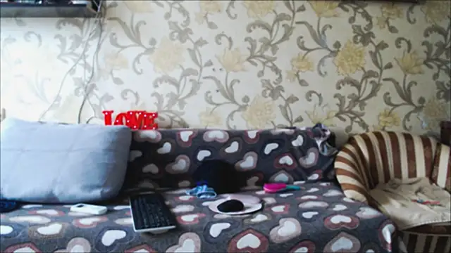Snapshot of JennyStormy chatting on 10-19-25, 08:06 JennyStormy online show from 10-19-25, 08:06