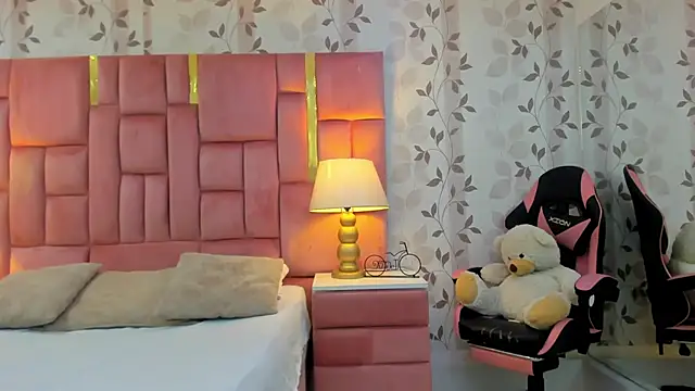 ArianaFranco online show from 03-19-26, 01:22