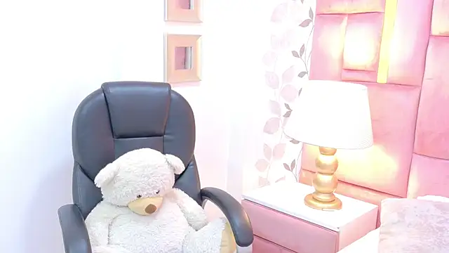 ArianaFranco online show from 05-20-26, 01:52