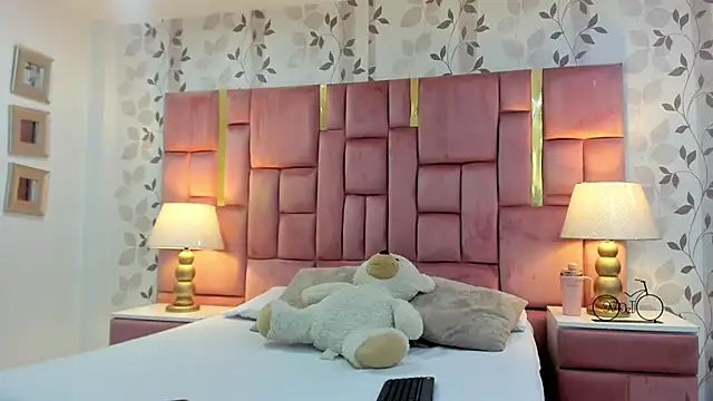 ArianaFranco online show from 03-30-26, 01:23