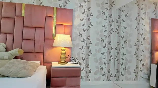 ArianaFranco online show from 02-24-26, 12:39