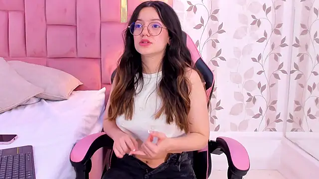 ArianaFranco online show from 09-22-25, 05:19