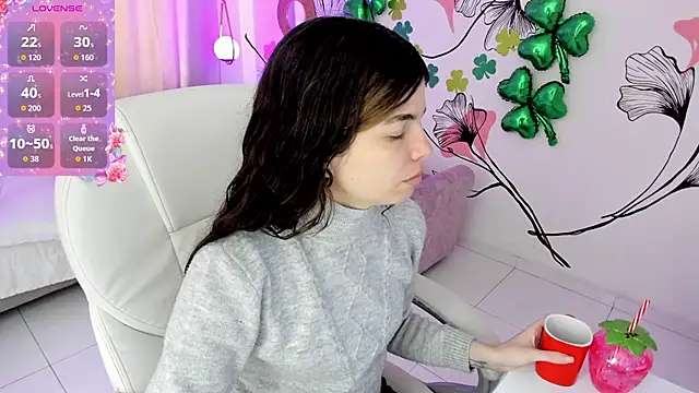 Isabela Fiorelli online show from 03-12-26, 01:15