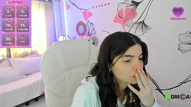 Isabela Fiorelli online show from 07-06-26, 01:51