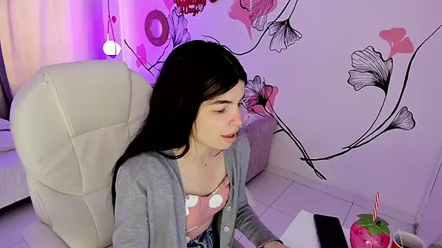 Isabela Fiorelli online show from 02-17-26, 01:08