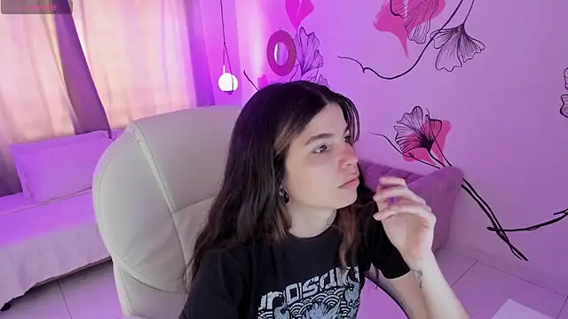 Isabela Fiorelli online show from 04-14-26, 01:16