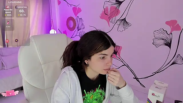 Isabela Fiorelli online show from 01-09-26, 01:40