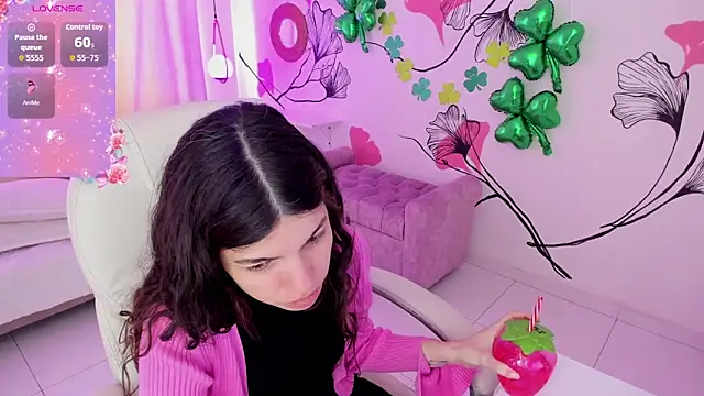 Isabela Fiorelli online show from 03-16-26, 01:37