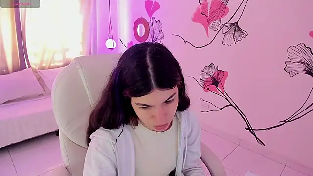Isabela Fiorelli online show from 05-03-26, 01:25