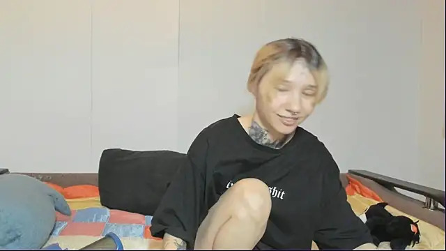 Snapshot of Sam_Jaster chatting on 02-06-26, 04:19 Sam Jaster online show from 02-06-26, 04:19