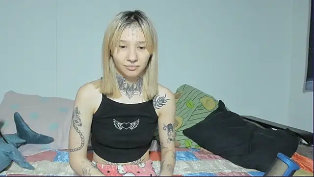 Snapshot of Sam_Jaster chatting on 01-17-26, 01:20 Sam Jaster online show from 01-17-26, 01:20