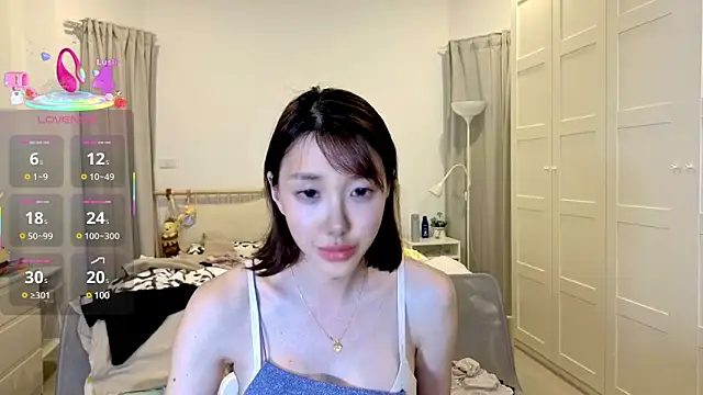 Snapshot of joycemilka chatting on 03-02-25, 12:03 joycemilka online show from 03-02-25, 12:03