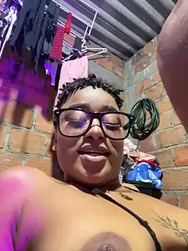 AgathaBladee online show from 03-19-25, 01:43