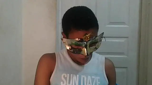 Snapshot of sexy_vash chatting on 09-18-25, 02:09 sexy vash online show from 09-18-25, 02:09