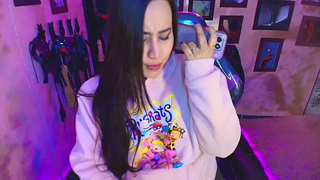 Snapshot of cherryy_bombshelll chatting on 02-14-26, 04:18 cherryy bombshelll online show from 02-14-26, 04:18