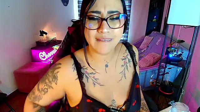 cherryy bombshelll online show from 05-15-26, 03:21