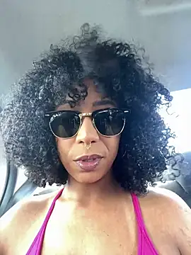 Snapshot of dianagolley420 chatting on 03-21-26, 04:55 dianagolley420 online show from 03-21-26, 04:55