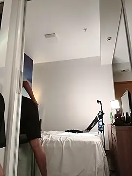 Snapshot of dianagolley420 chatting on 03-31-26, 03:41 dianagolley420 online show from 03-31-26, 03:41