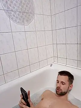 ademandjulia online show from 03-25-26, 05:34