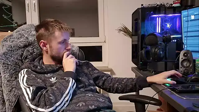 ademandjulia online show from 01-18-26, 08:56