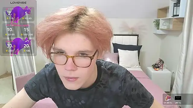 LouiseCoke online show from 02-17-25, 03:00