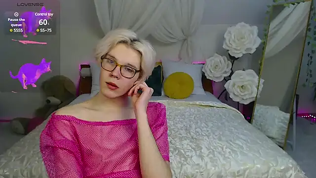LouiseCoke online show from 03-19-25, 11:14