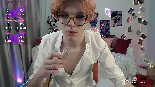 LouiseCoke online show from 02-20-25, 06:24