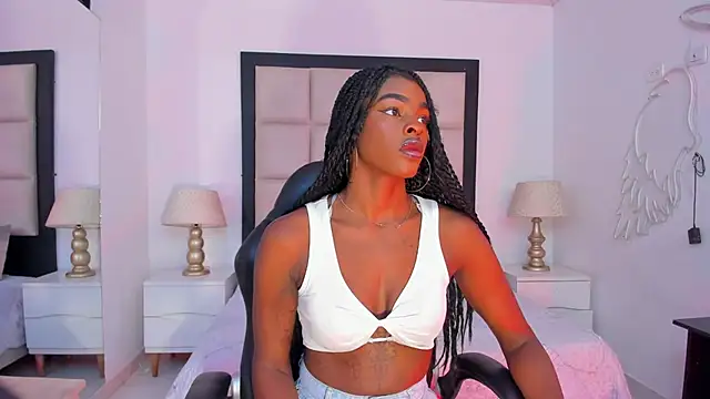 Snapshot of Zoe_CarterX chatting on 10-02-25, 06:33 Zoe CarterX online show from 10-02-25, 06:33