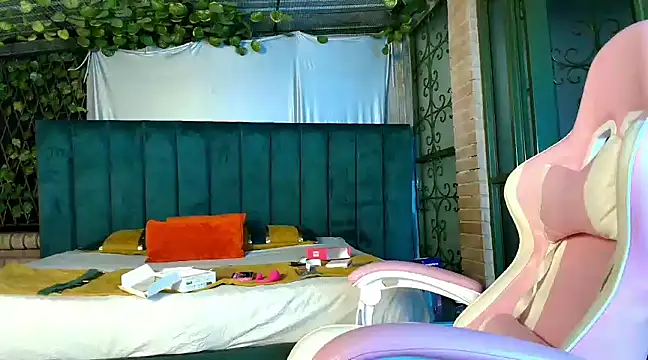 Snapshot of Zoe_CarterX chatting on 03-16-25, 03:25 Zoe CarterX online show from 03-16-25, 03:25