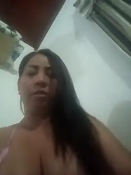 Snapshot of Michelle__taylor chatting on 03-14-25, 01:59 Michelle taylor online show from 03-14-25, 01:59
