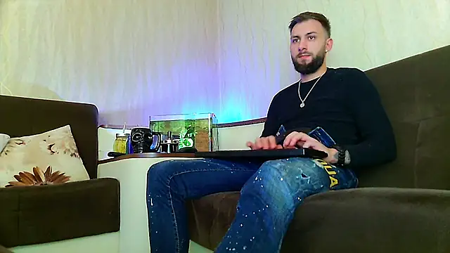 JamieNoxus online show from 03-07-25, 08:22