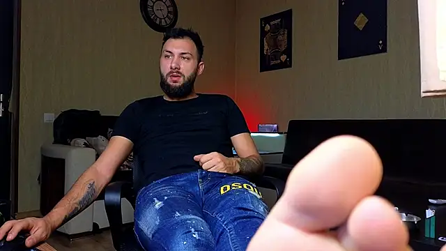 JamieNoxus online show from 10-07-25, 05:30