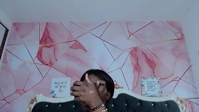 LindaBird online show from 01-08-26, 08:37