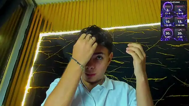 Alessandro 1610 online show from 04-05-26, 05:03