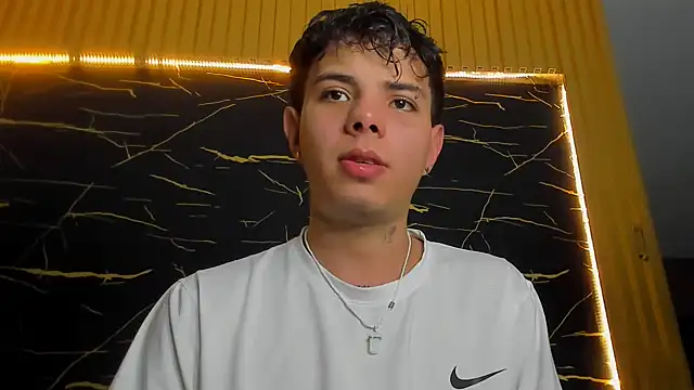 Alessandro 1610 online show from 03-21-26, 02:57