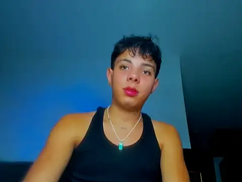 Snapshot of Alessandro_1610 chatting on 02-12-26, 03:39 Alessandro 1610 online show from 02-12-26, 03:39