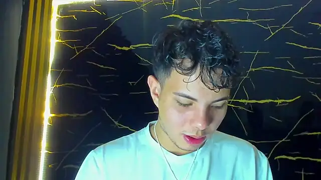 Alessandro 1610 online show from 04-07-26, 03:41