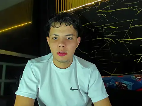 Alessandro 1610 online show from 07-16-26, 04:42