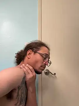 Snapshot of bigdickbigdaddy7373 chatting on 02-16-26, 07:12 bigdickbigdaddy7373 online show from 02-16-26, 07:12